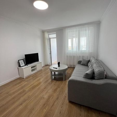 Sunny Apartment Center スチャヴァ エクステリア 写真
