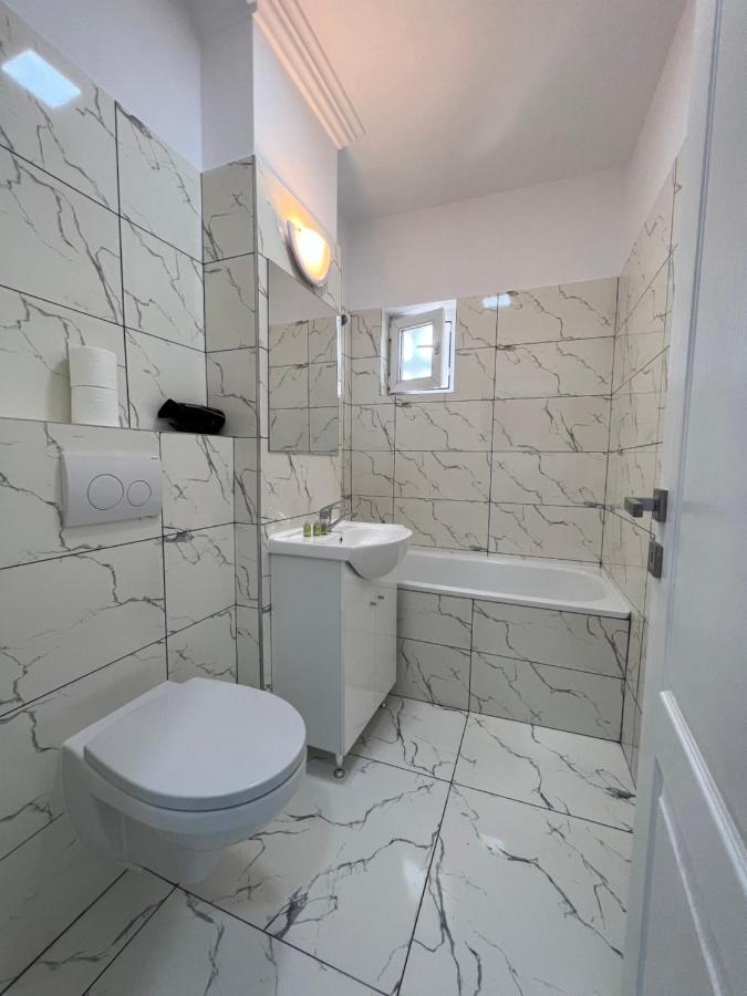 Sunny Apartment Center スチャヴァ エクステリア 写真